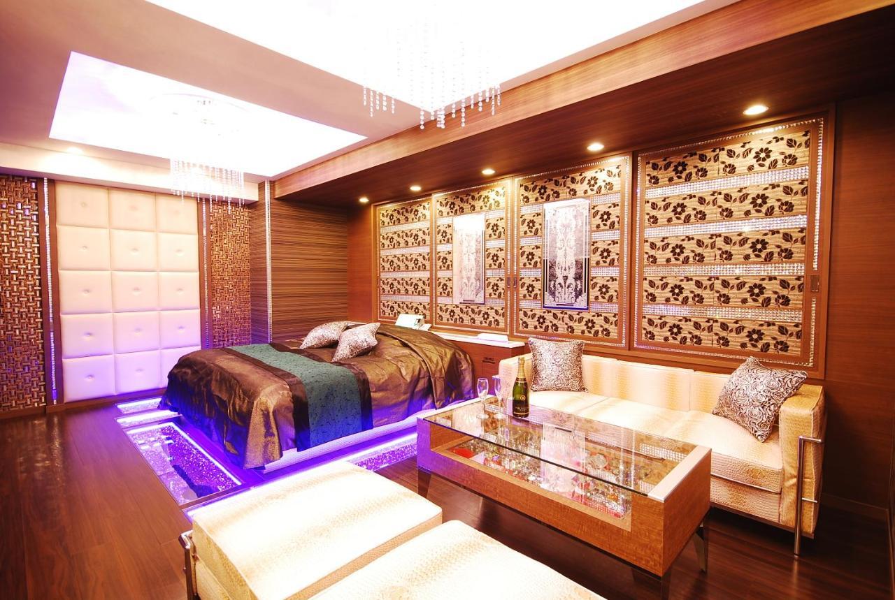 Hotel Sara Kinshicho (Adults Only) Tokyo Exterior photo
