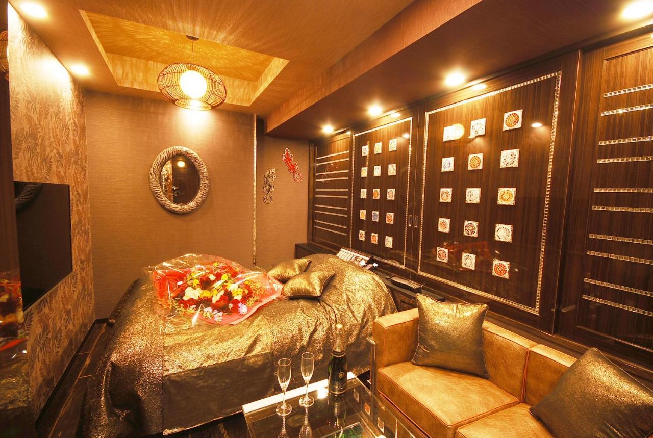 Hotel Sara Kinshicho (Adults Only) Tokyo Exterior photo