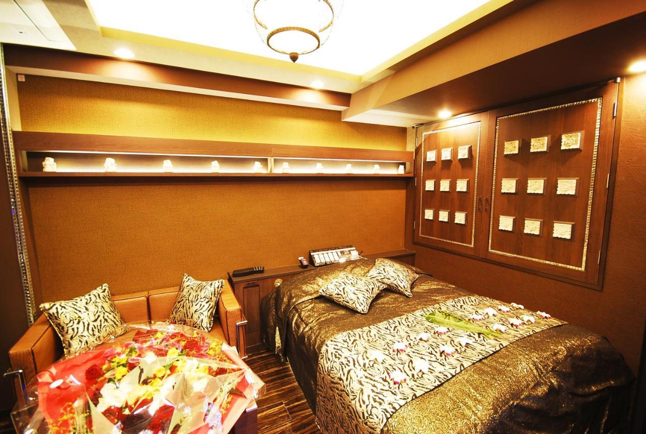 Hotel Sara Kinshicho (Adults Only) Tokyo Exterior photo